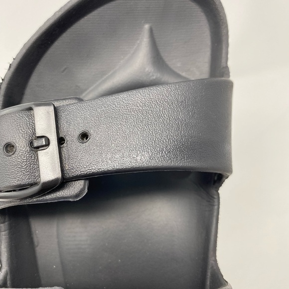 Women’s Black Double Strap Sandals Size 8 - Picture 11 of 14